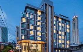 โรงแรมเพียวอีเลฟเว่น กรุงเทพ